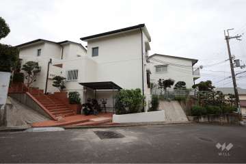 高槻南平台タウンハウスの外観（北側から）