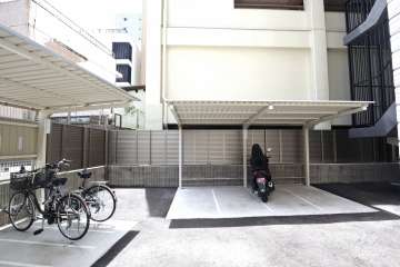 バイク置場