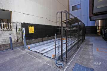 敷地内駐車場（屋外機械式）