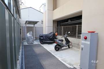 バイク置場