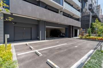 敷地内駐車場（屋外平面式）