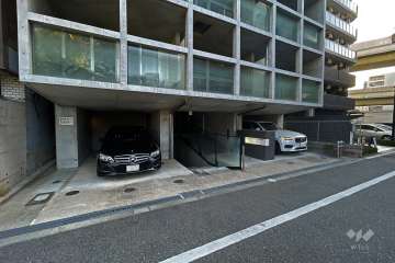 敷地内駐車場（屋内平面式）