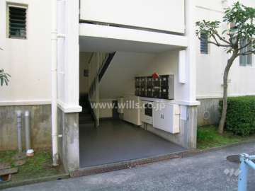 住戸入口（共用ポスト）