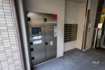 宅配ボックスと共用ポスト