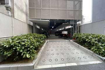 バイク置場の出入り口