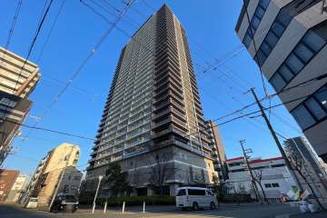 ヴィークタワー南堀江の外観（南東側から）