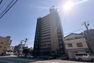エクセランス九条公園の外観（北側から）