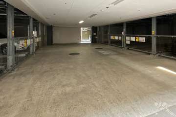 敷地内駐車場（屋内機械式）