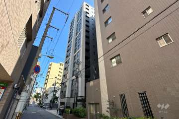 エステムコート南堀江4レイズの外観（北西側から）