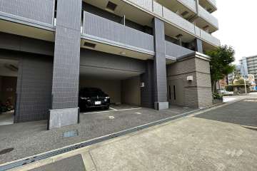 敷地内駐車場（屋内平面式）