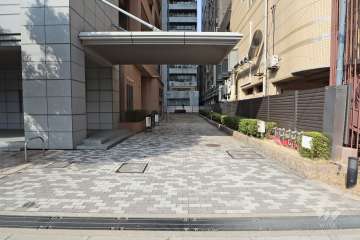 駐車場の出入口