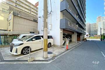 敷地内駐車場（屋外平面式）
