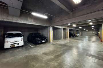 敷地内駐車場（屋内平面式）