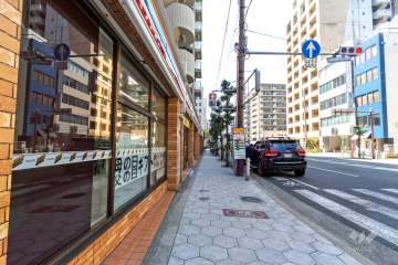 敷地の北側前面道路