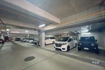 敷地内駐車場（屋内平面式）