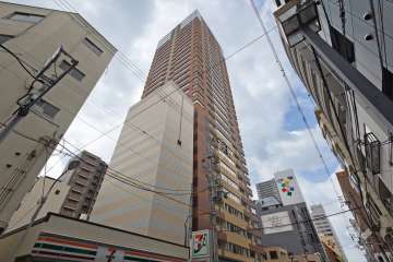 サンクタスタワー心斎橋ミラノ・グランデの外観（北東側から）