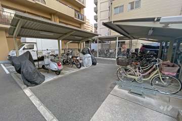 バイク置場