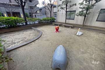 敷地内の公園
