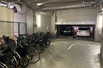 敷地内駐車場（屋内機械式）