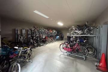 駐輪場（屋内ラック式）