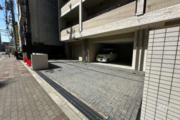 敷地内駐車場（屋内平面式、屋外平面式）