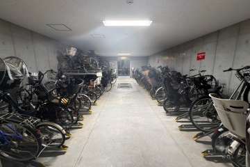 駐輪場（屋内ラック式）
