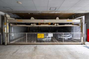 敷地内駐車場（屋内機械式）