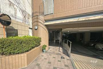 エントランスアプローチ