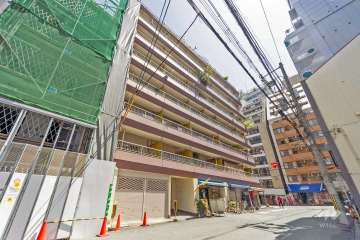 シャンピア阿波座の外観（西側から）