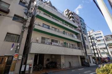 ダイアパレス阿波座の外観（北東側から）