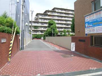 エントランスアプローチ
