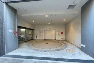 敷地内駐車場（屋内機械式・タワー式立体）