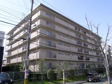 ＯＴＣセントラルハイツの外観（南東側から）