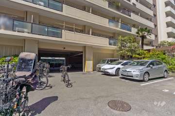 敷地内駐車場（屋外平面式）