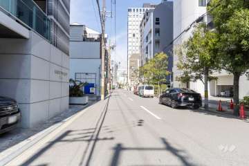 敷地北西側の前面道路　