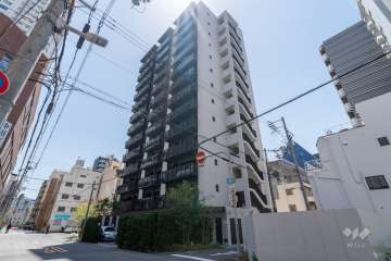 パークリュクス大阪京町堀の外観（北側から）　