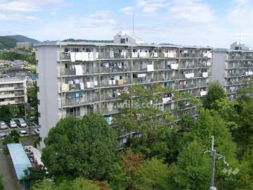 箕面粟生第4住宅2棟