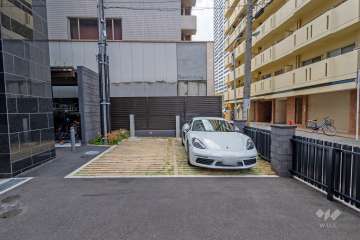 敷地内駐車場（屋外平面式）