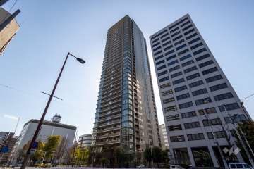 プレミストタワー大阪新町ローレルコートの外観（北東側から）