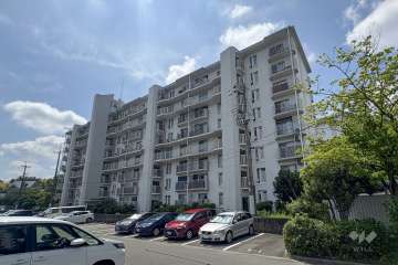 粟生第4住宅4棟の外観（北西側から）