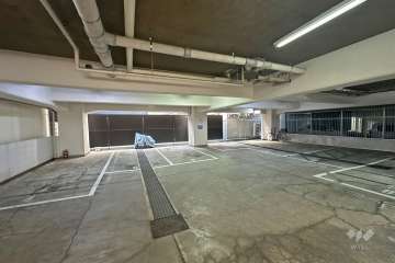 敷地内駐車場（屋内平面式）