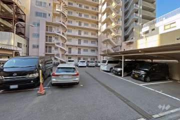 敷地内駐車場（屋外機械式）