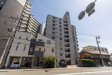 ユーロハイツ本田の外観（北東側から）