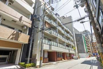 ユニハイム阿波座の外観（西側から）
