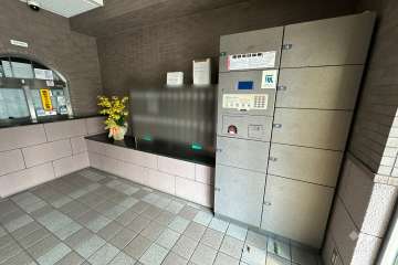 共用ポストと宅配ボックス