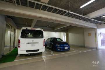 敷地内駐車場（屋内平面式）