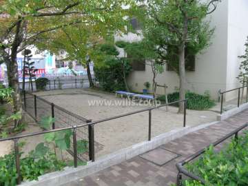 敷地内の公園