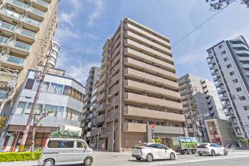 リーガル京町堀の外観（北西側から）