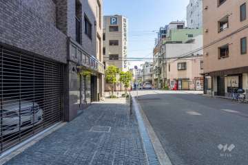 敷地南西側の前面道路