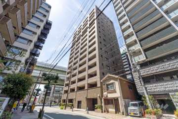 リーガル江戸堀ウエストパークの外観（南東側から）